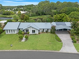 4 Mac Stocks Drive, Dundowran Beach