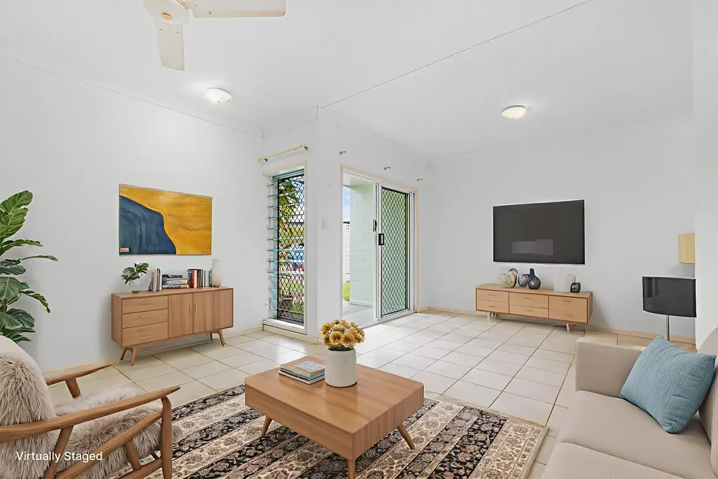 White Rock 2 Bedroom PRIVATE, SPACIOUS & SUPER CONVENIENT