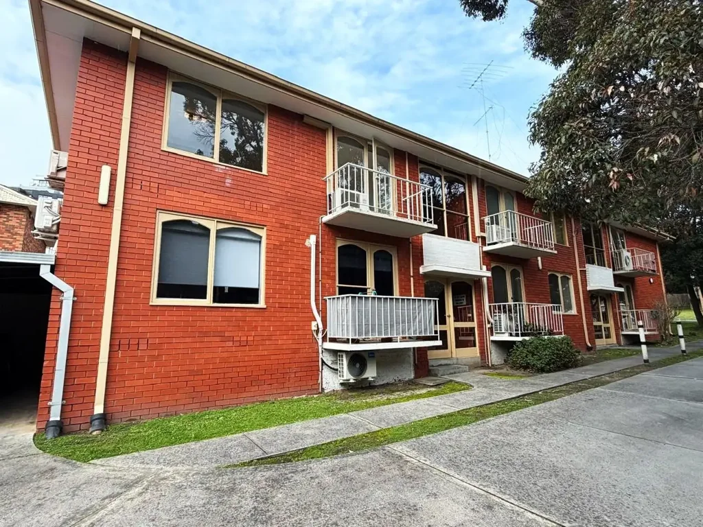 Convenient Doncaster Living Opposite Westfield