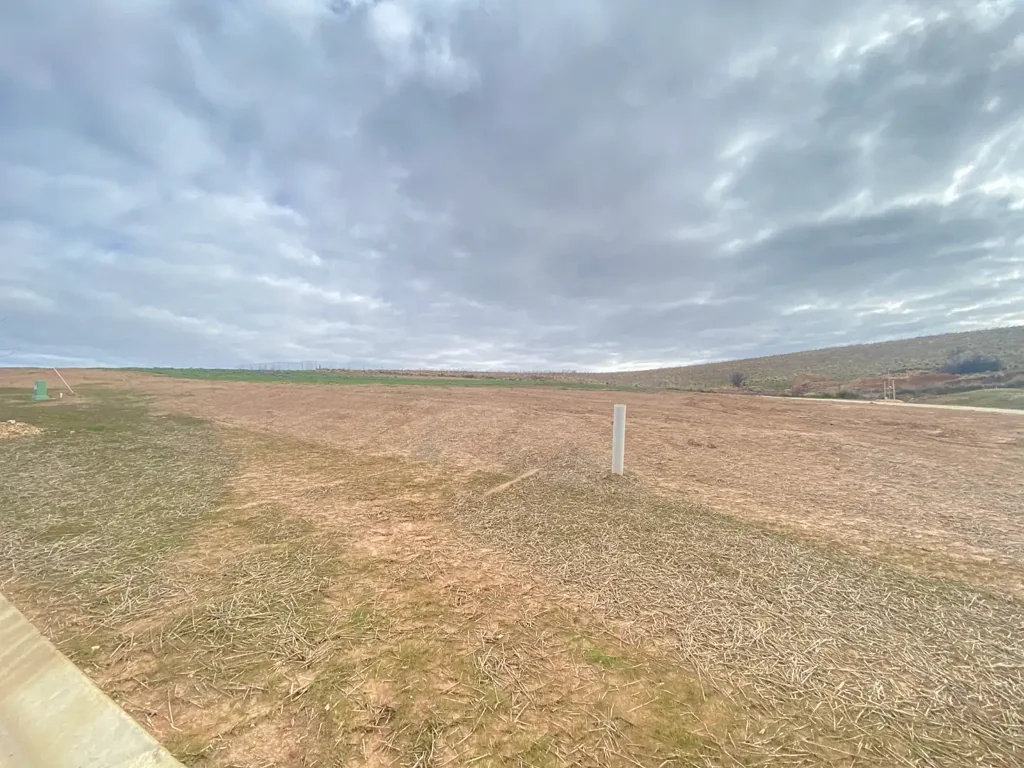 Bungendore  Huge and elevated 1349 m2 block