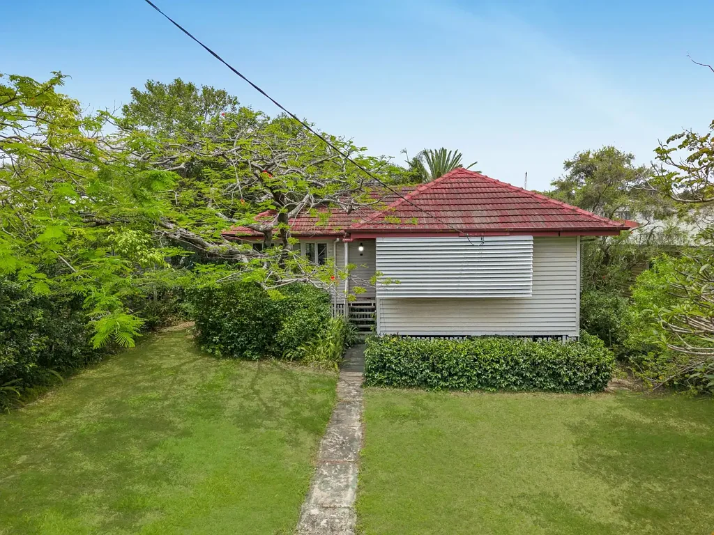 22 Kembla Street, Wavell Heights, QLD 4012