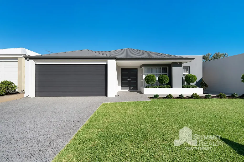 8 Biesiot Street, Carey Park, WA 6230