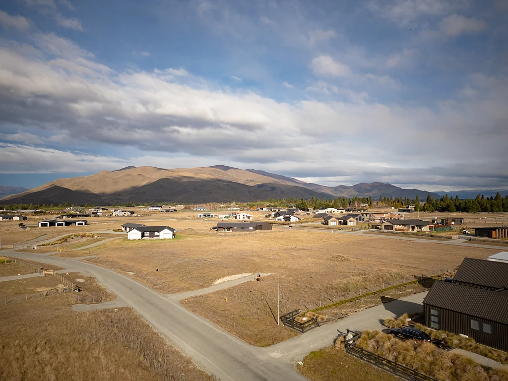 Twizel Views, Space, and Ready to Go