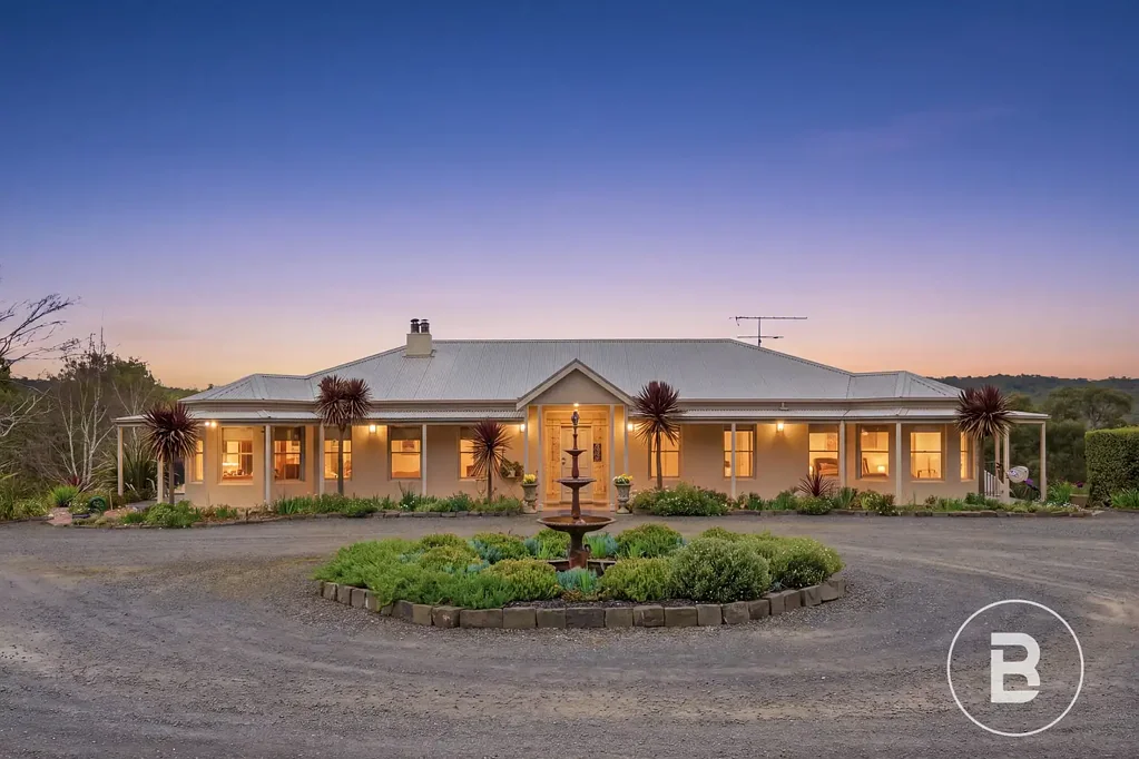 Greendale 4બેડરૂમ A Peaceful Bushland Lifestyle on approx 7.51 hecatres (18.85 acres)