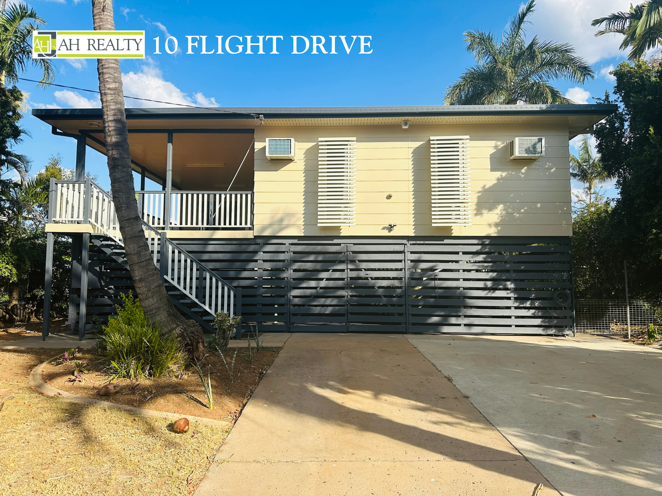 10 FLIGHT DR, MORANBAH QLD 4744, 0 कमरे, 0 बाथरूम, House