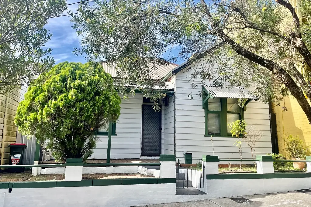 Deposit Taken
Spacious 3 Bedroom House