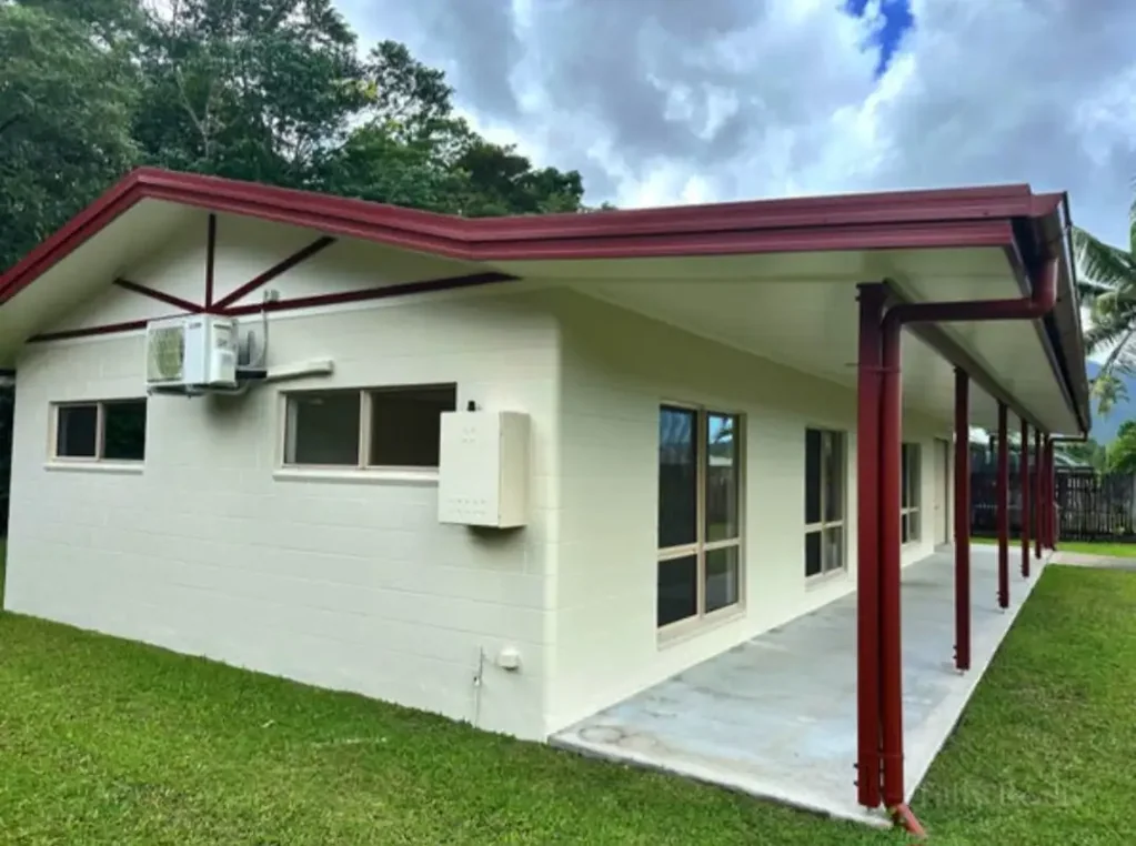 11 Pease Street, Tully, QLD 4854