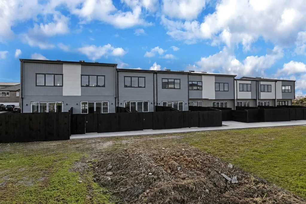 Flat Bush 2कमरा Your Park-Front Lifestyle Awaits at Park View