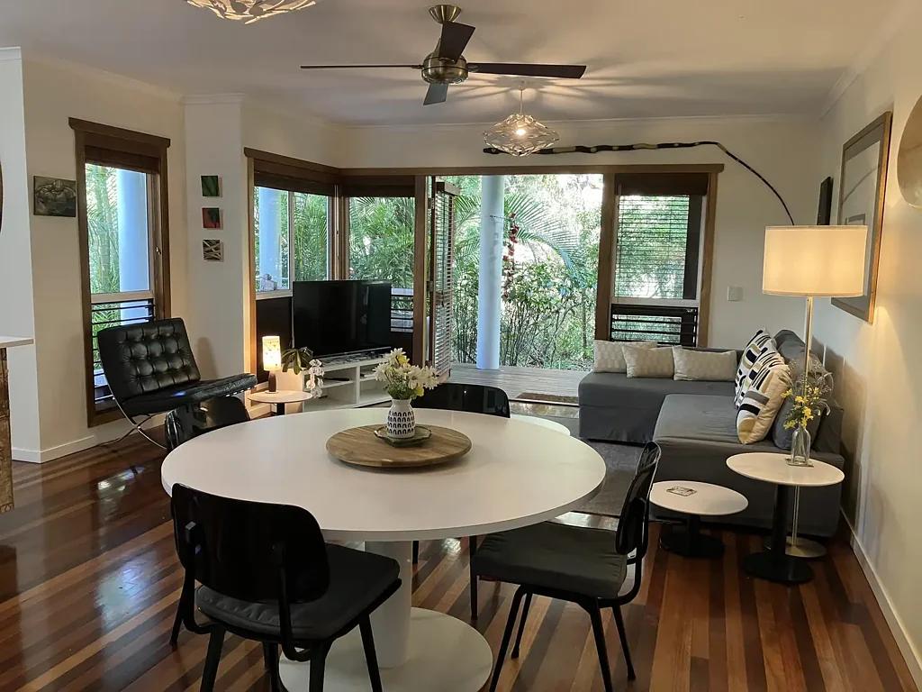 RESORT LIVING CENTRAL NOOSAVILLE
