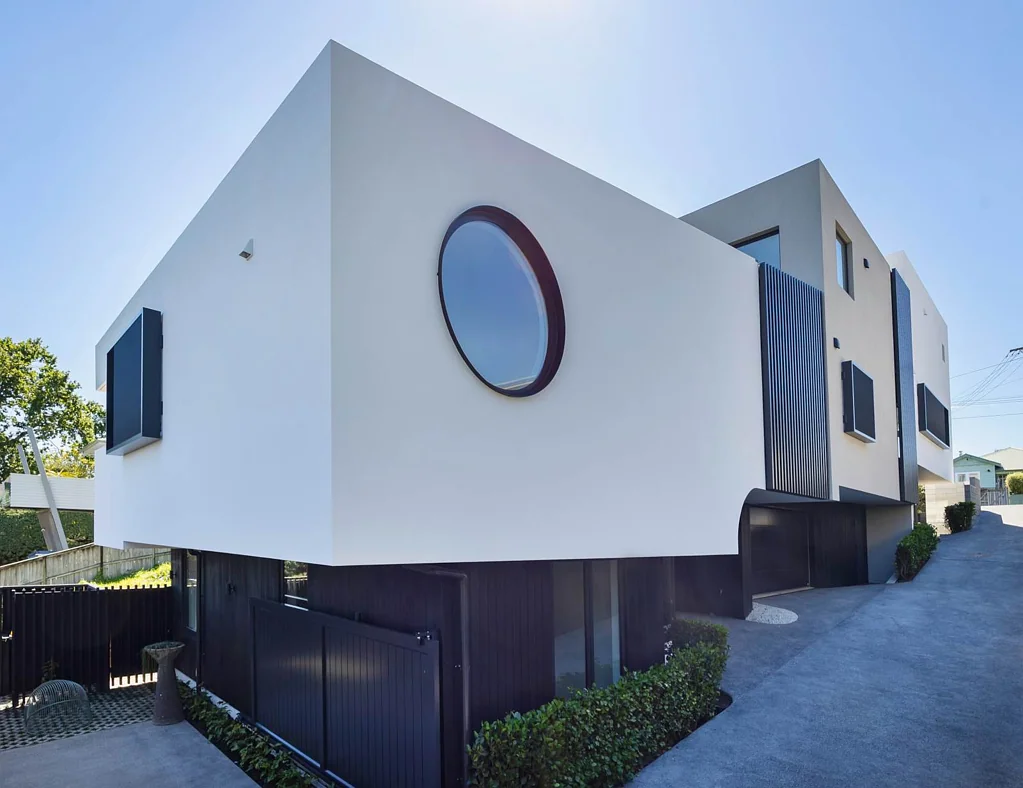 Western Springs 3침실 Modern Urban Living - Freehold Title