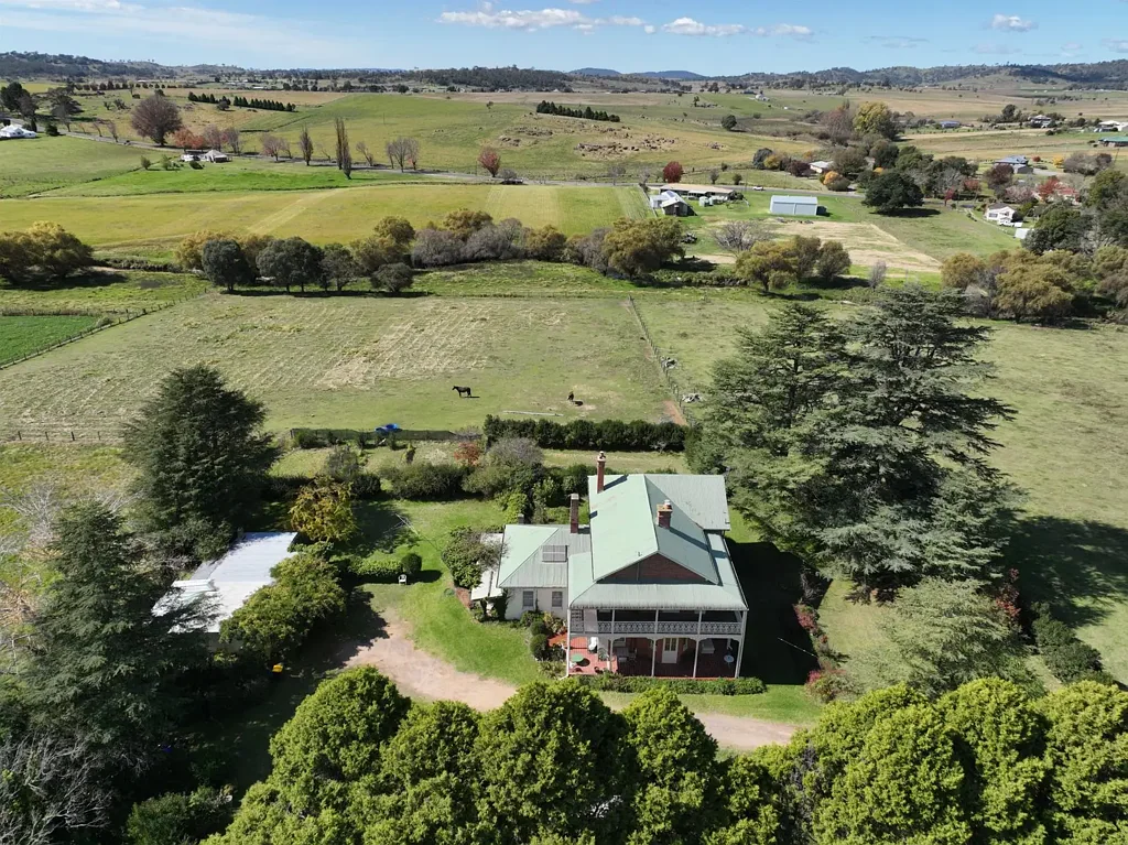 Tenterfield 5 Bedroom ‘The Pines’