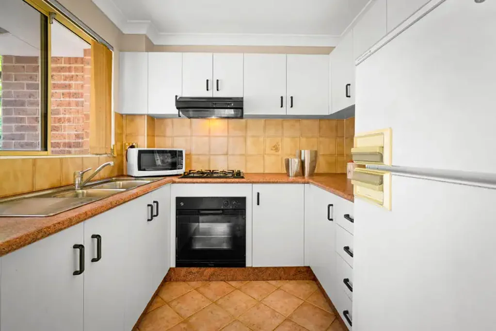 8/64 Clyde Street, Guildford, NSW 2161