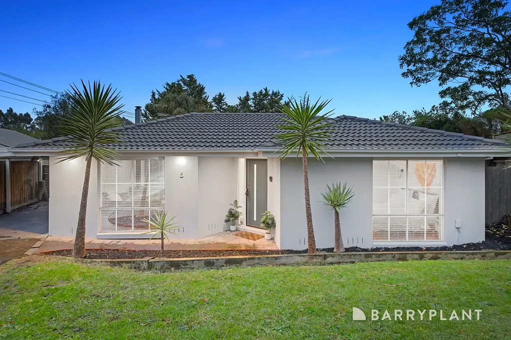 5 Rio Court, Ferntree Gully, VIC 3156