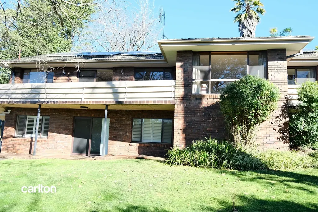 Mittagong 4房  Timeless 1970's Residence on 1887 sqm in Prestigious Mt Gibraltar