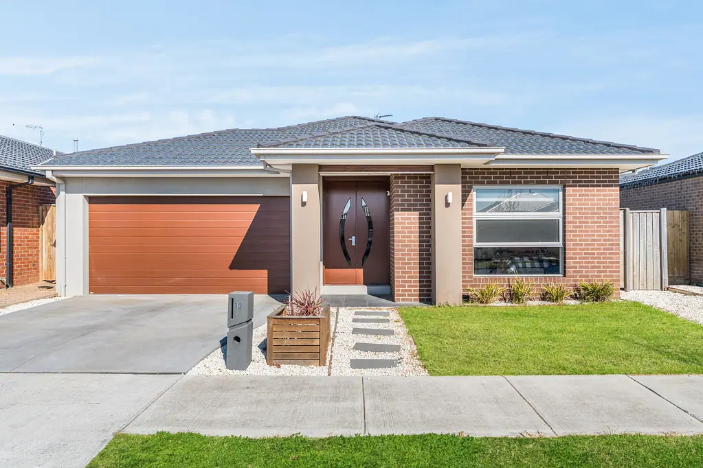 14 Devereux Way, Charlemont, VIC 3217