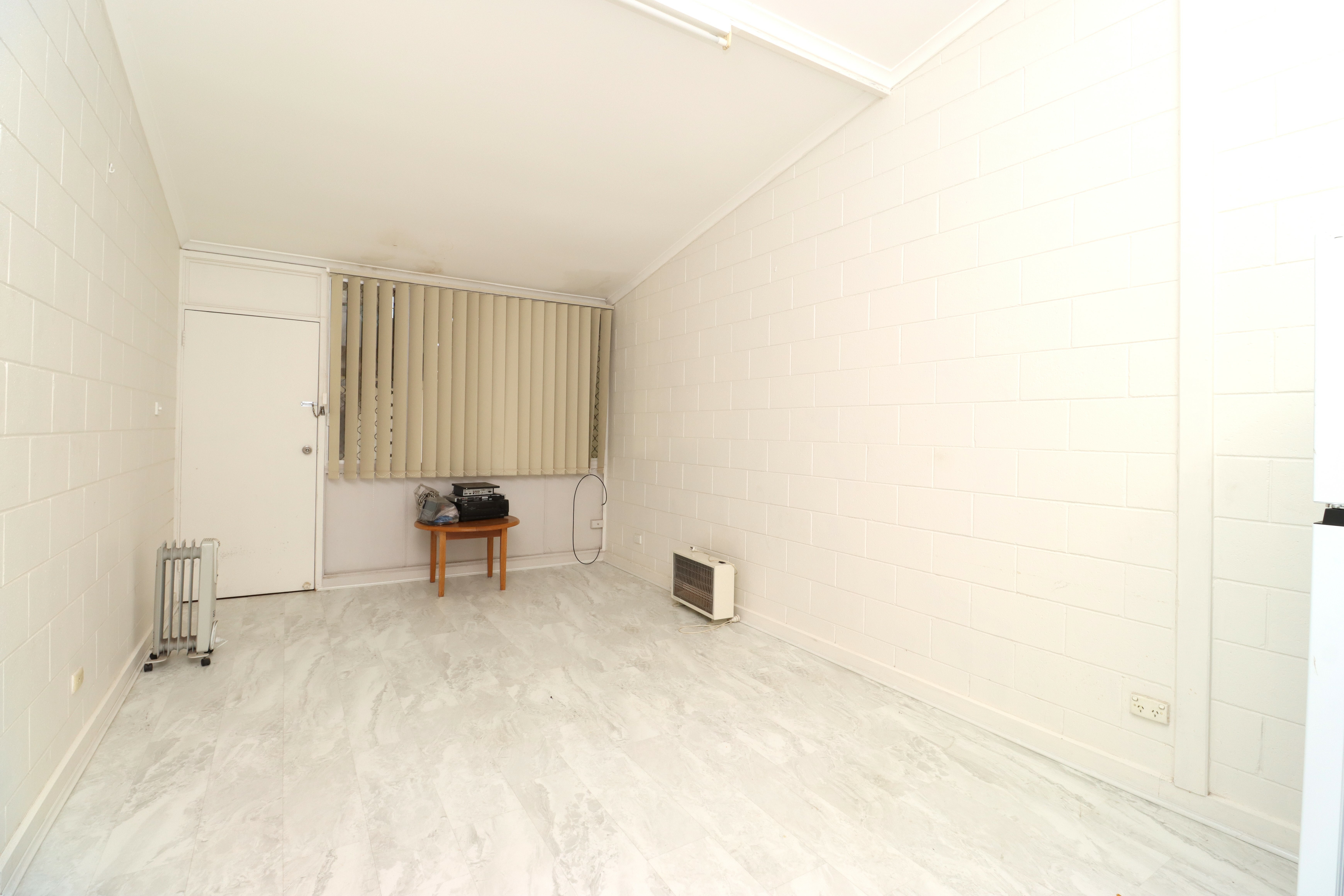 FLAT 2 17 GEORGE ST, THE GAP QLD 4825, 0 ห้องนอน, 0 ห้องน้ำ, Unit