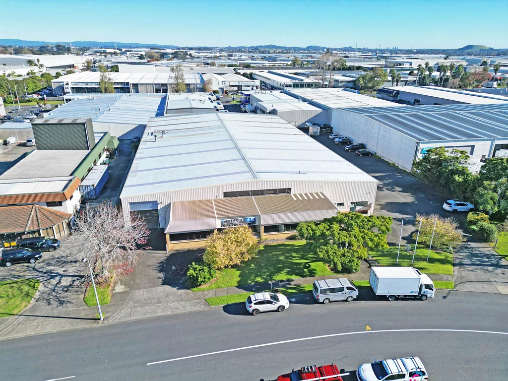 East Tamaki  PRIME REFURBED INDUSTRIAL SITE AVAILABLE