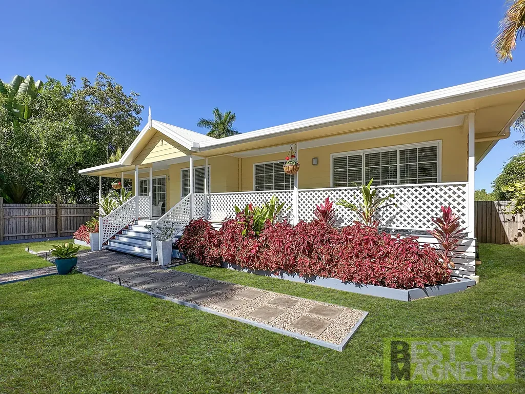 Nelly Bay 3 Bedroom Fully Renovated, Gardener's Dream