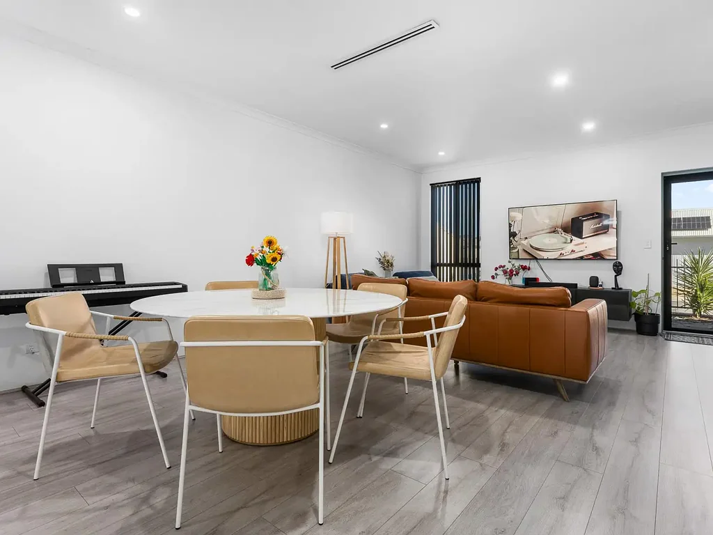 Stylish and Convenient Living in Aubin Grove