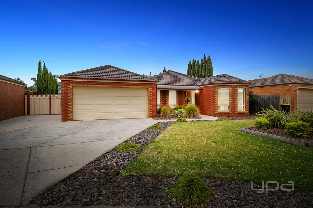 10 Prahn Court, Brookfield, VIC 3338