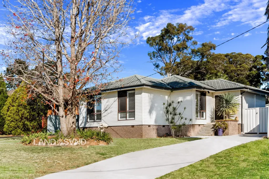 10 Macquarie  Street, Albion Park, NSW 2527