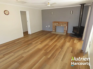 8 Burbank Street, Chinchilla, QLD 4413, 3 Bedrooms, 1 Bathrooms, House