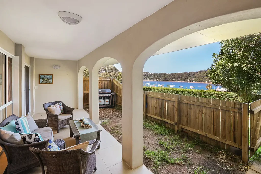 Water Views & Courtyard -  Electricity and water included