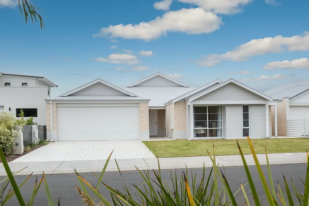 Geographe 4房  Canal-Front Lifestyle, Contemporary Comfort