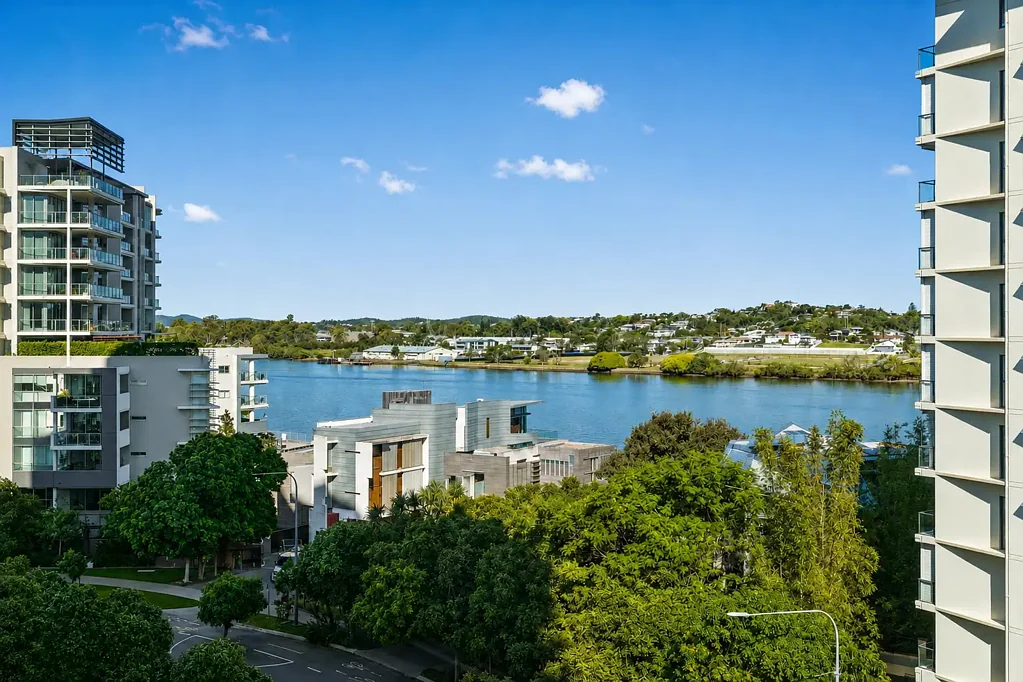 Hamilton 1 Bedroom Elevated Lifestyle Living in the Heart of Hamilton