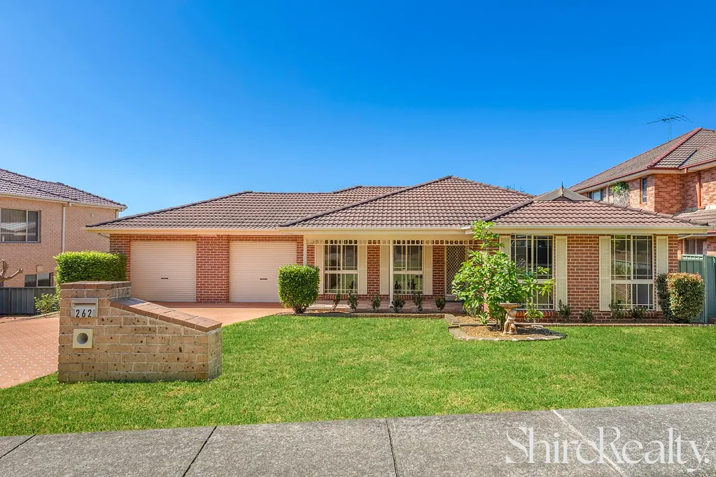 Baulkham Hills 6બેડરૂમ Flexible family living with self-contained lower level