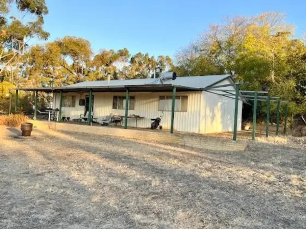 Beverley Sandalwood Gone Wild!
228.666 Acre Serene Forest retreat!