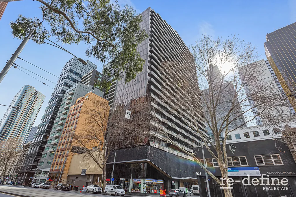 Melbourne 1房 都市核心尊贵地段 1卧1卫雅致公寓 现代装修风格 私人阳台休憩 便捷公共交通 周边娱乐购物丰富 高品质设施配套 安全居住环境 首次购房投资理想选择 Stylish in the heart of Melbourne