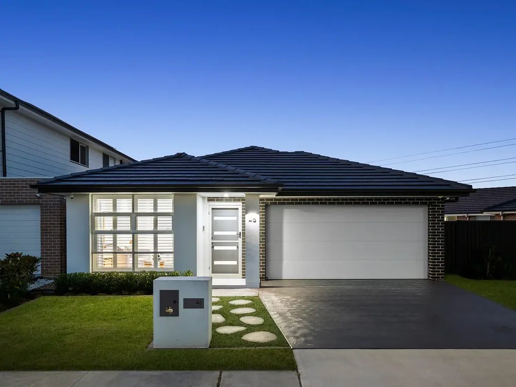 Oran Park 4Zimmer Modern Family Living in the Heart of Oran Park