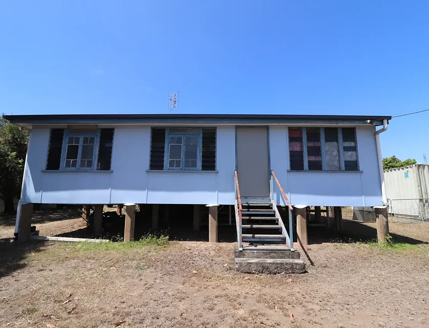 162 Burke Street, Ayr, QLD 4807, 4 Kuwarto, 1 Banyo, House