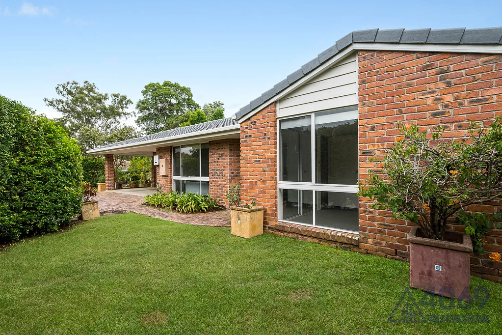 23 Wyndarra Street, Kenmore, QLD 4069