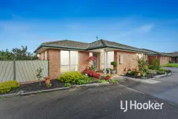 1/46-48 Beckington Crescent, Hampton Park