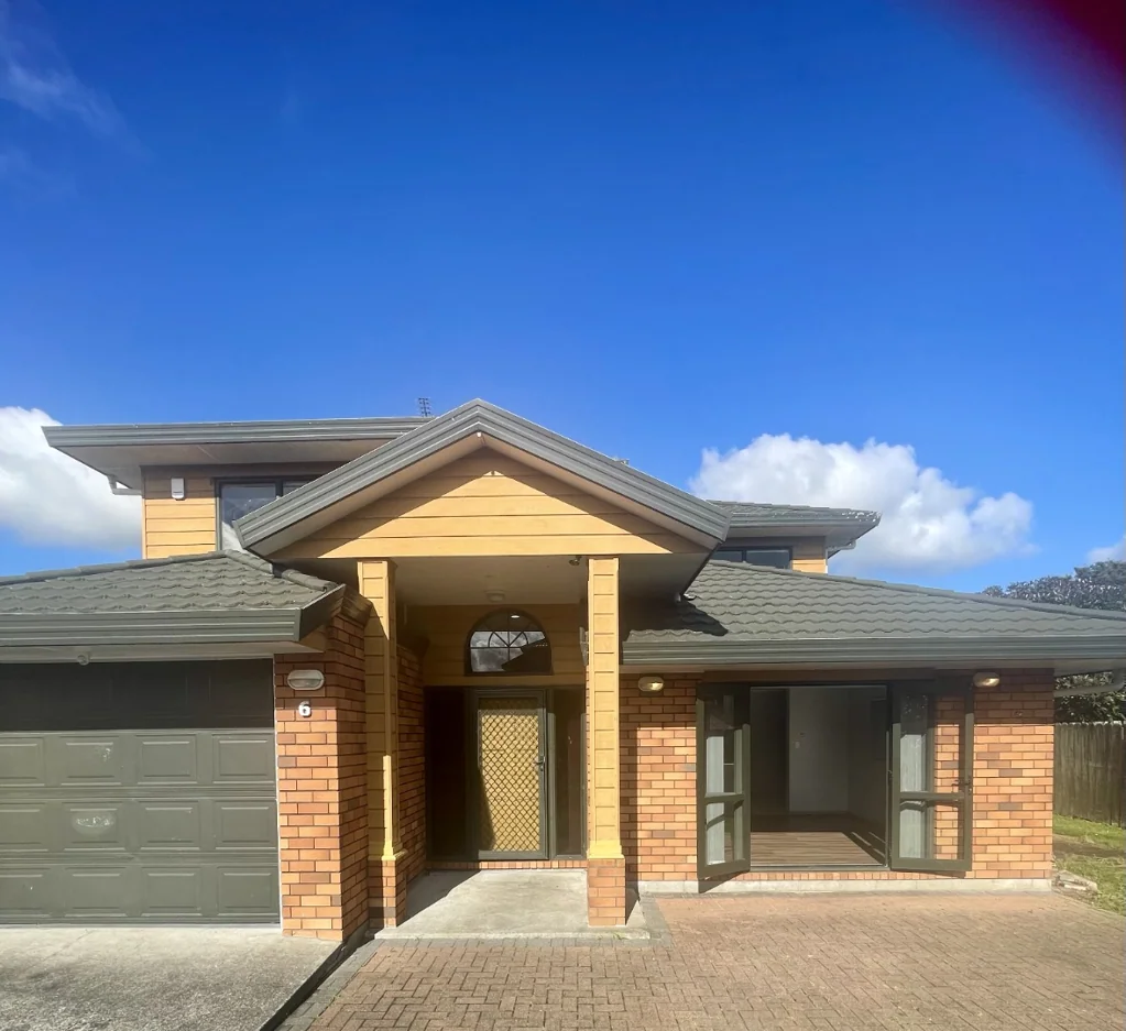 PAPAKURA, 4 BEDROOMS