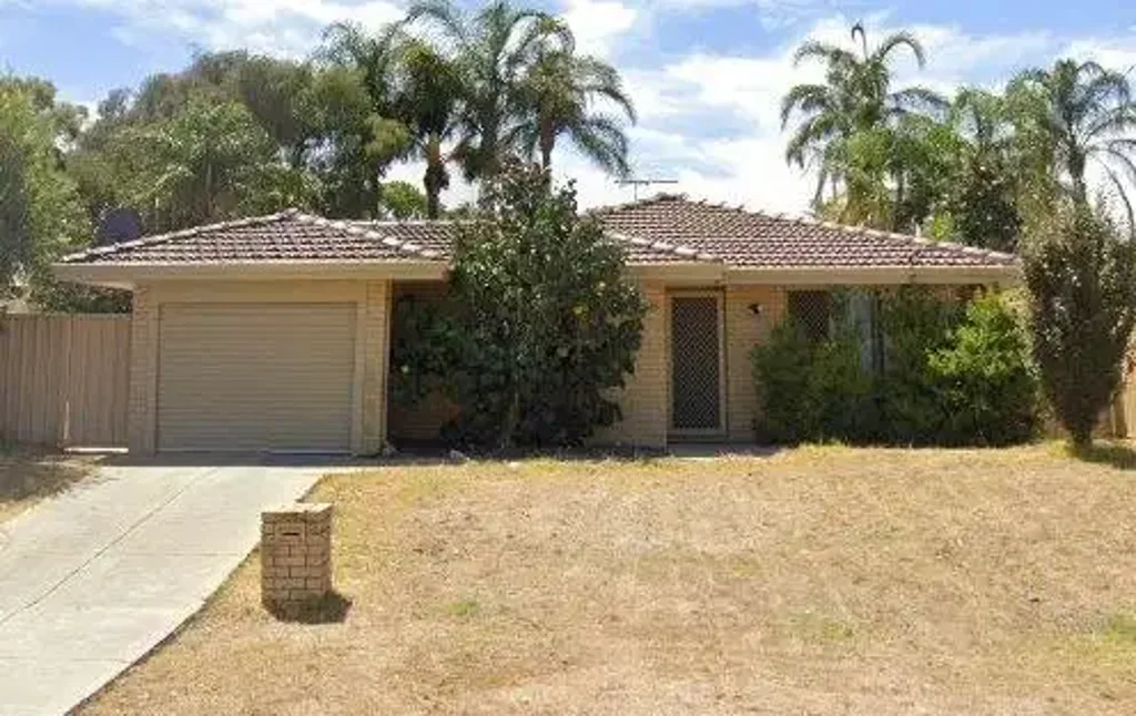 Three bedroom home with Expansive Backyard & Entertaining Area!