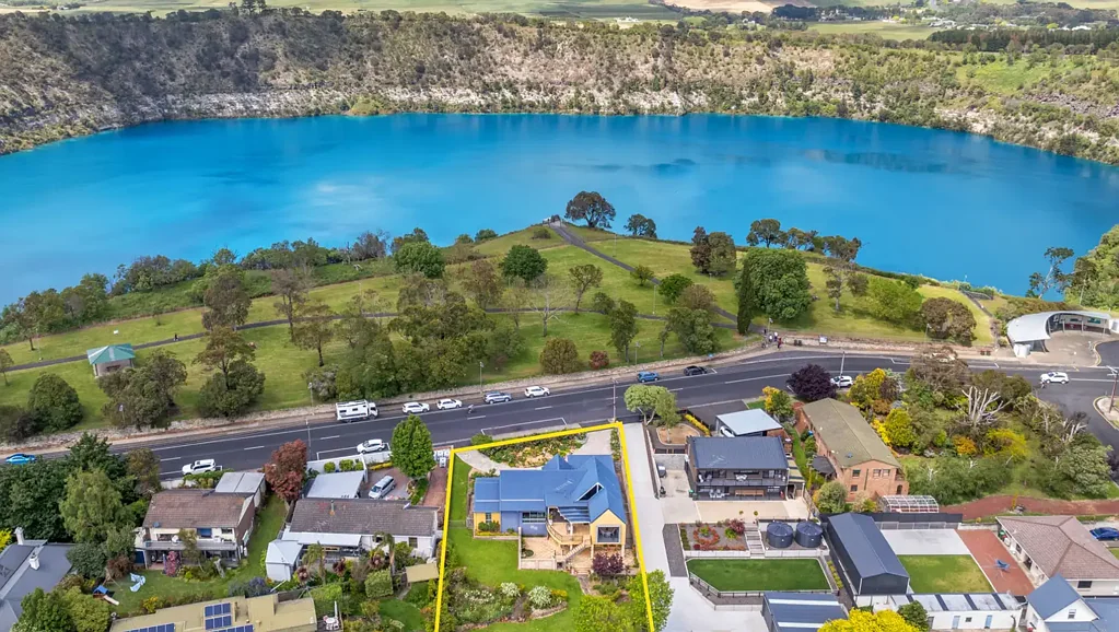 Mount Gambier 4غرفة نوم A Tuscan-inspired sanctuary with stunning views
