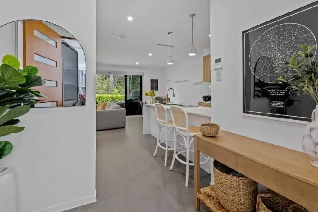 60/28 Bonogin Road, Mudgeeraba, QLD 4213
