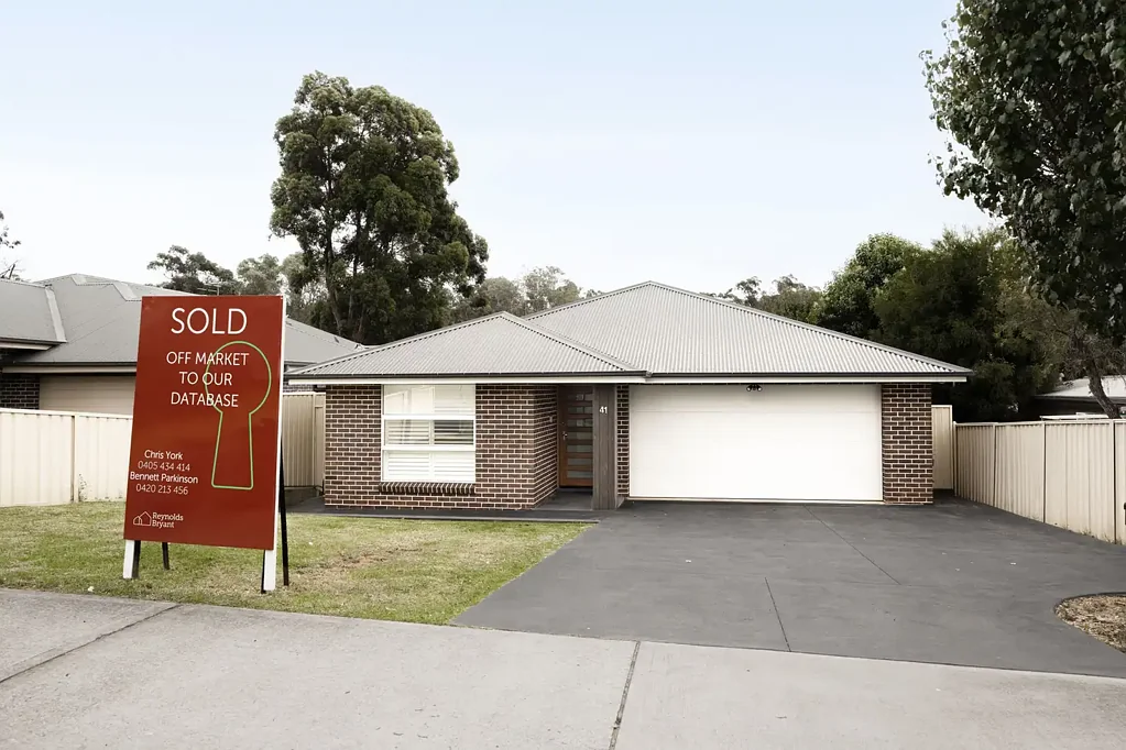 41 Remembrance Driveway, Tahmoor, NSW 2573