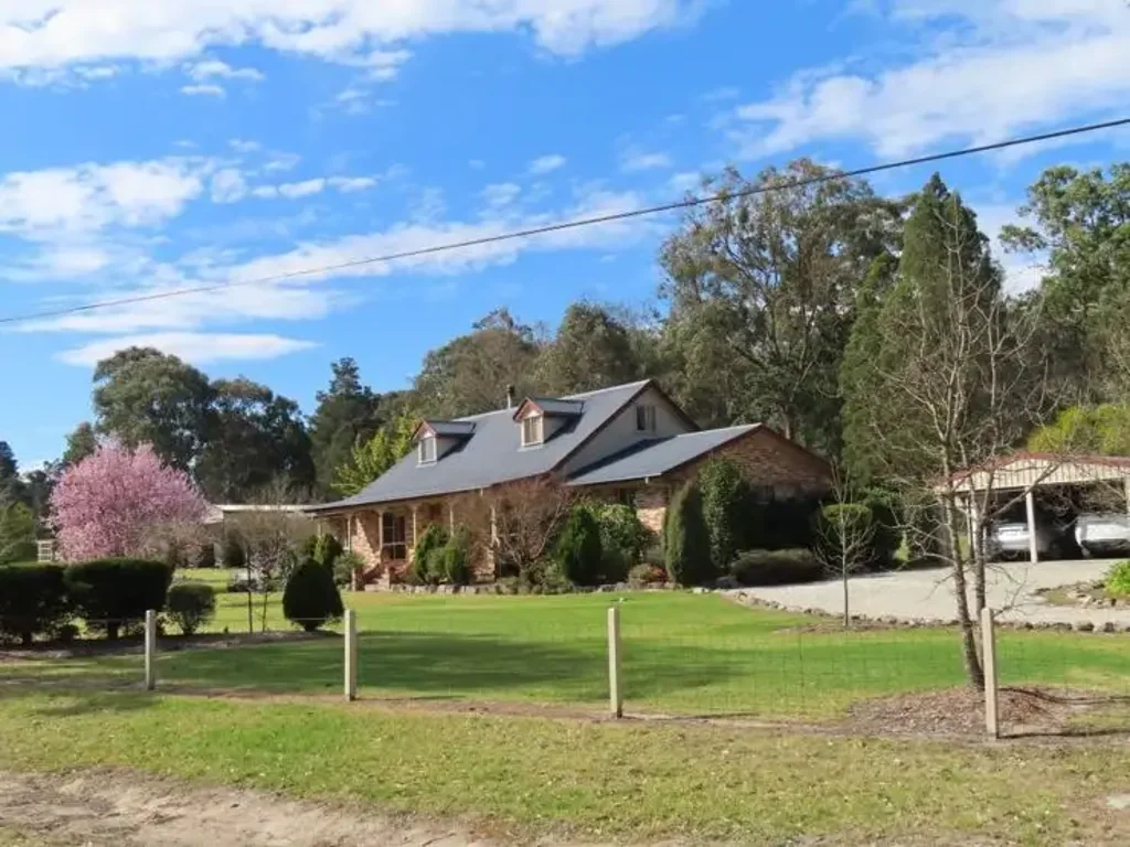 54 Old Caves Road, Stanthorpe, QLD 4380