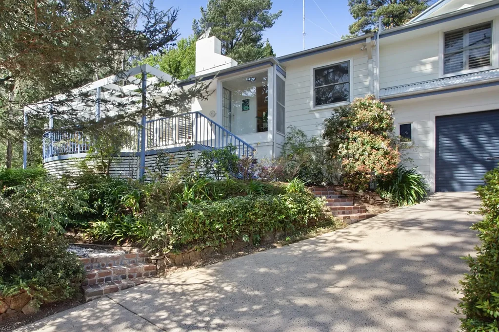64 Jersey Avenue, Leura, NSW 2780