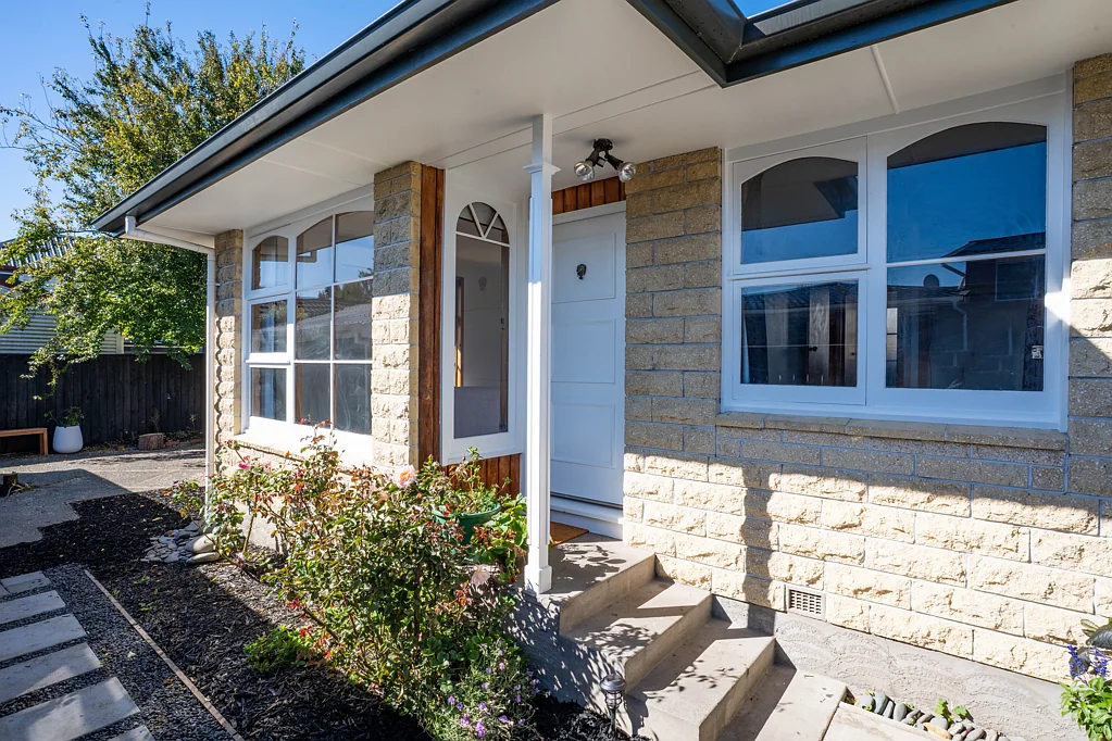 2/164 Avonhead Road, Avonhead, Christchurch, Canterbury