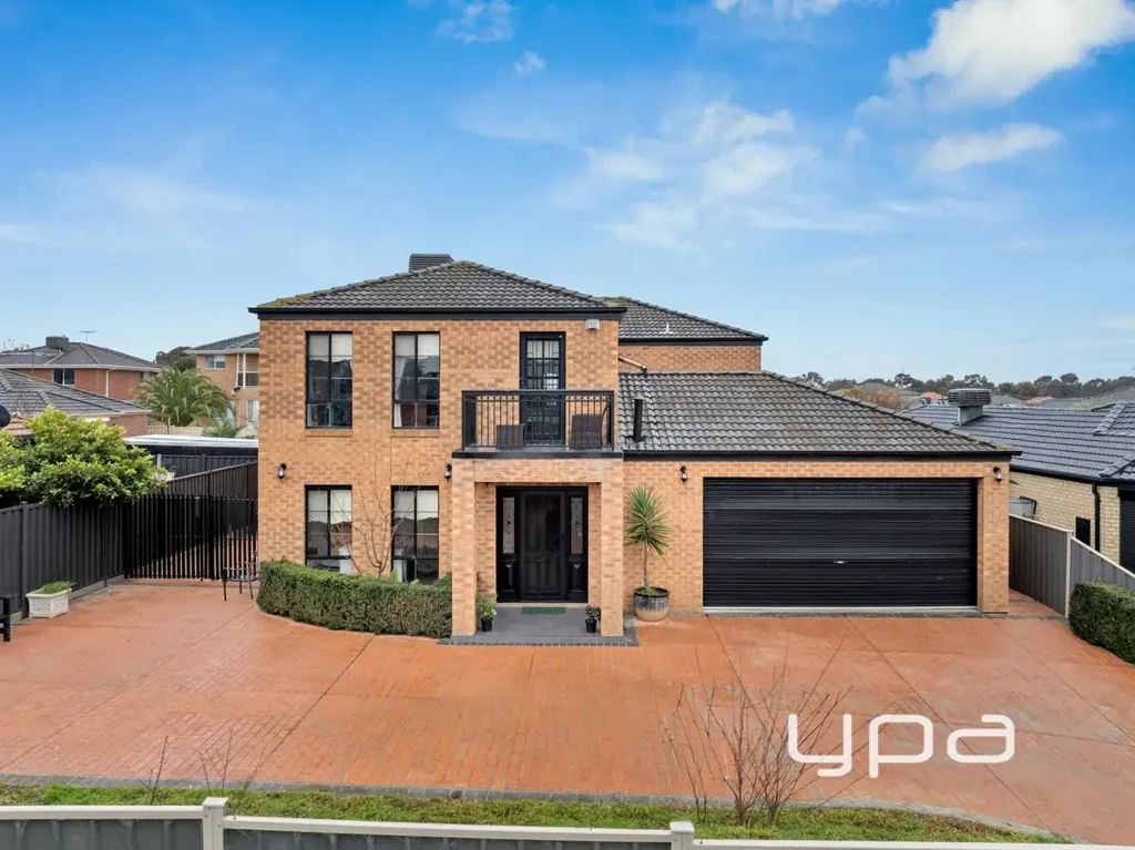 Roxburgh Park 5房 Roxburgh Park 的宽敞家庭生活 Spacious Family Living in Roxburgh Park