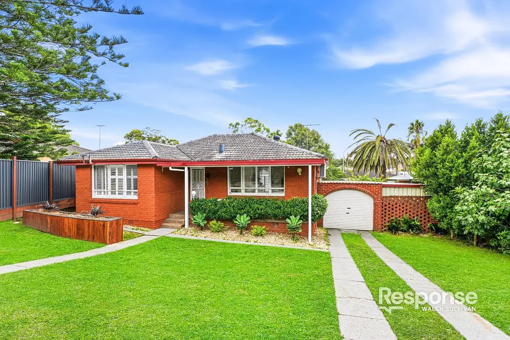 Baulkham Hills 3कमरा Renovated living in Matthew Pearce catchment