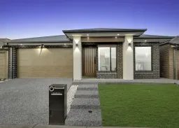 22 Raptor Place, Melton South