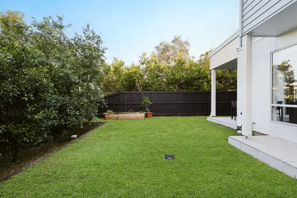 Palmview 4ਬੈੱਡਰੂਮ Refined Townhouse Living in the Heart of Harmony Estate