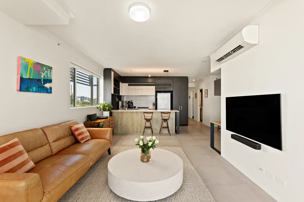 UNDER APPLICATION - Spacious Corner Apartment in Prime West End Location