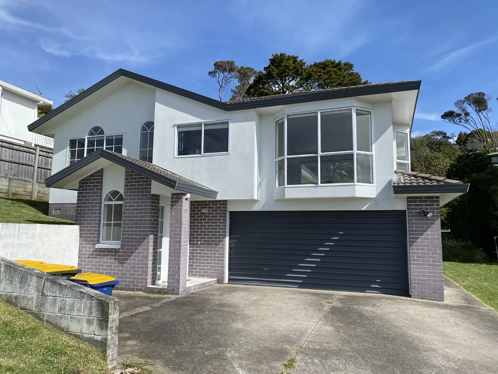 Spacious Four Bedroom in Hillcrest